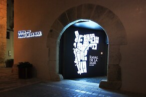 Hotel Raval de la Mar