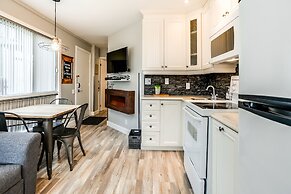 Le Villageois by KASANIA