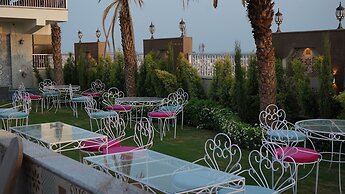 Hotel Rajmahal Roorkee