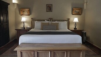 Meson Real de la Plata