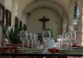 Meson Real de la Plata