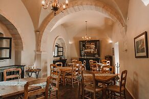 Meson Real de la Plata