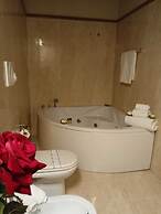 Castello Castriota Scanderbeg Suites De Charme