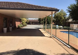 Condobolin Motor Inn
