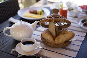 Alosta Luxury Private Villa