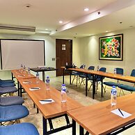 Ramada Encore Makati