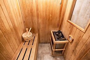 Ramada Encore Makati