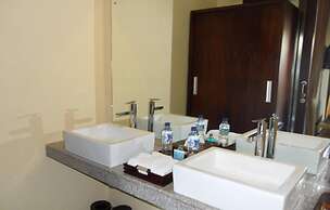 Avisaravilla and Guest House