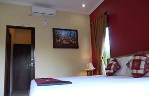 Avisaravilla and Guest House