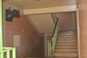 Location Plaza Restaurant
