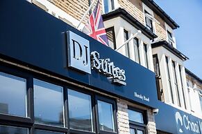 DJ Suites Blackpool