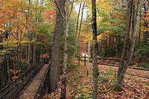 Nacoochee Valley Lodge