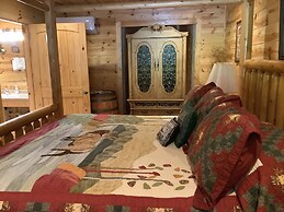 Nacoochee Valley Lodge