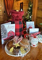 Nacoochee Valley Lodge