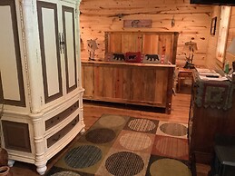 Nacoochee Valley Lodge