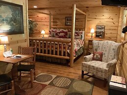 Nacoochee Valley Lodge