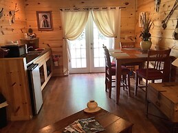 Nacoochee Valley Lodge