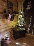 Nacoochee Valley Lodge