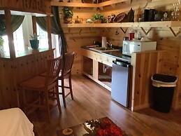 Nacoochee Valley Lodge