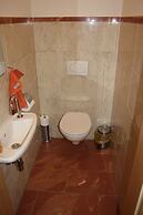 Thai Tawan Apartments