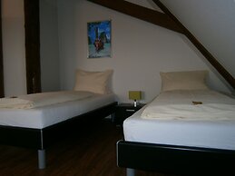 Thai Tawan Apartments