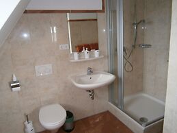 Thai Tawan Apartments