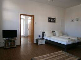 Thai Tawan Apartments