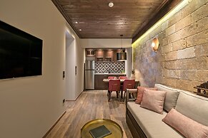 Estia Boutique Apartments