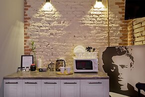 Apartment at the Red Bridge