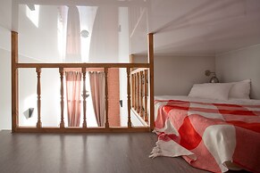 Apartment at the Red Bridge