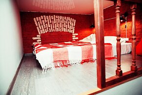 Apartment at the Red Bridge