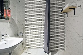 Apartment at the Red Bridge