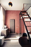 Apartment at the Red Bridge