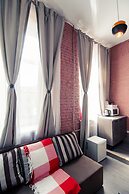 Apartment at the Red Bridge