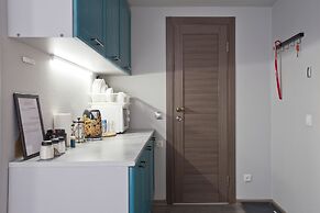 Apartment at the Red Bridge