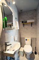 Apartment at the Red Bridge