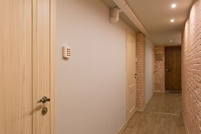 Apartment at the Red Bridge