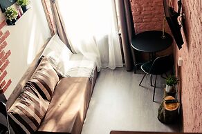 Apartment at the Red Bridge