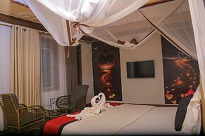 Saffron Beach Bistro & Cottages