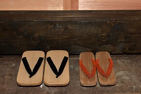 Kohaku AMBER Kamakura Zaimokuza