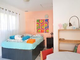 Jaffa Studio Near the Cool Flee Market