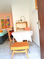 Jaffa Studio Near the Cool Flee Market