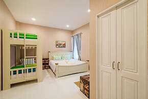 Baan Hua Hin Suk Jung