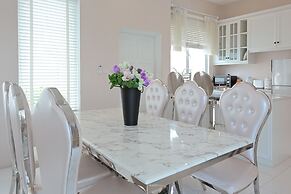 Baan Hua Hin Suk Jung