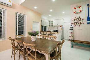 Baan Hua Hin Suk Jung