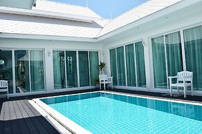 Baan Hua Hin Suk Jung