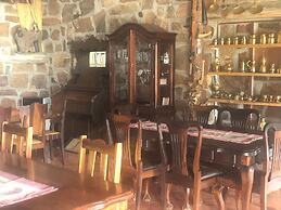 Tsauchab River Lodge