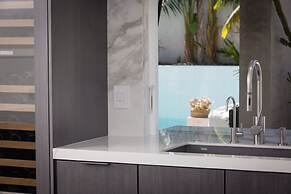 Modern Del Mar Beach Home