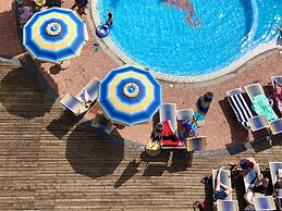 Central Plaza Studio