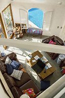 National Award Winner with Stunning View